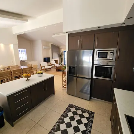 Solaris Villa